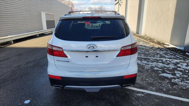 used 2014 Hyundai Santa Fe car, priced at $6,995