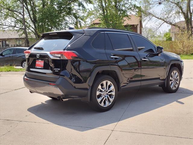 used 2020 Toyota RAV4 car, priced at $28,777