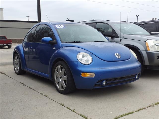 used 2001 Volkswagen New Beetle car, priced at $6,999