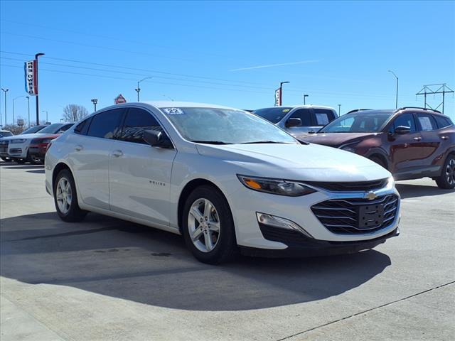 used 2022 Chevrolet Malibu car, priced at $18,234