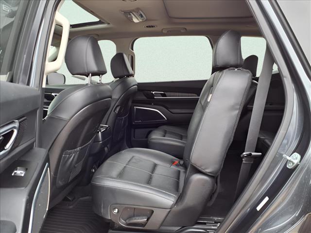 used 2024 Kia Telluride car, priced at $43,099