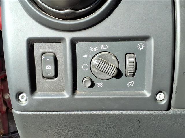 used 2005 Hummer H2 car, priced at $16,999