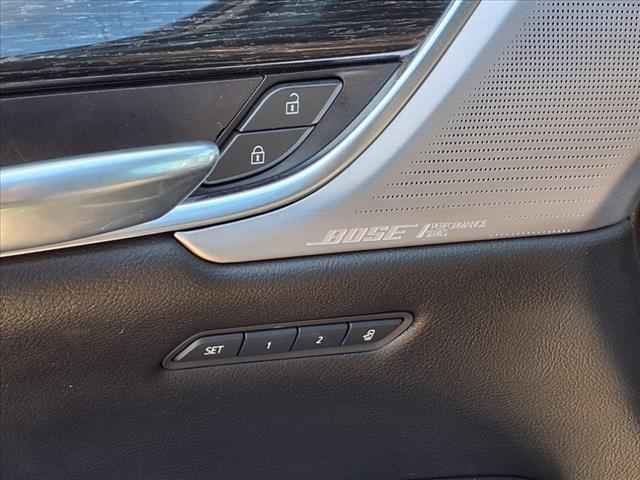 used 2021 Cadillac XT5 car, priced at $25,949