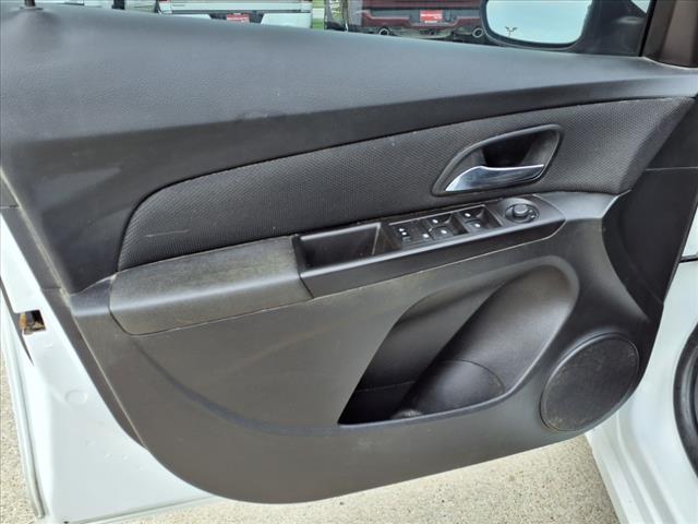 used 2016 Chevrolet Cruze Limited car, priced at $7,999