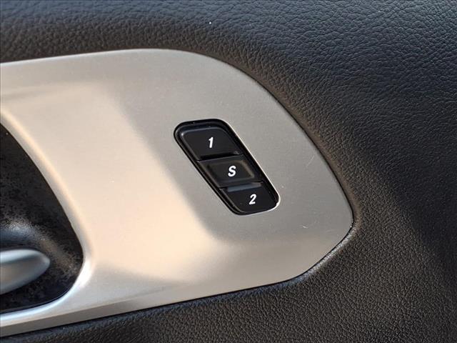 used 2023 Chrysler Pacifica Hybrid car, priced at $30,889