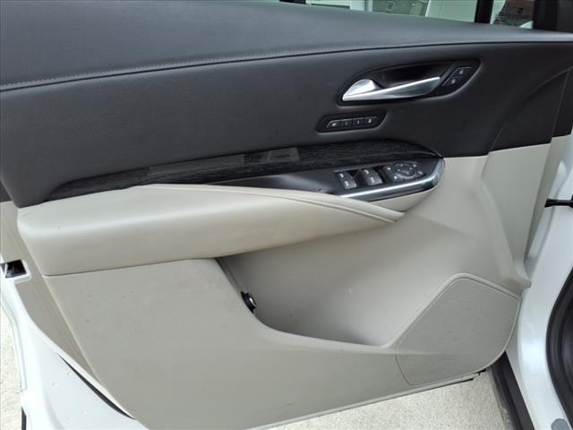 used 2021 Cadillac XT4 car, priced at $24,999