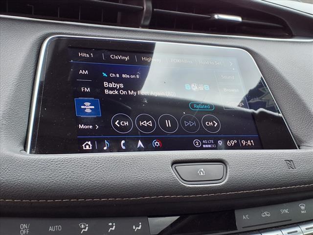 used 2021 Cadillac XT4 car, priced at $24,999