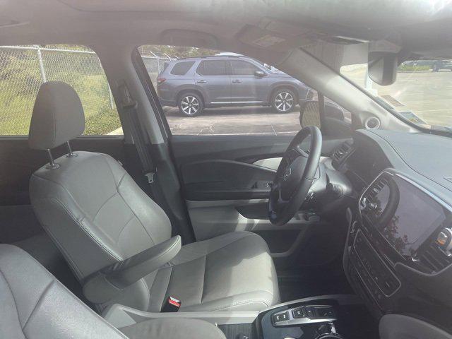 used 2022 Honda Pilot car, priced at $25,841