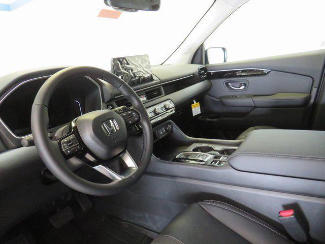 new 2025 Honda Pilot car, priced at $48,862
