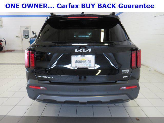 used 2023 Kia Sorento car, priced at $28,500