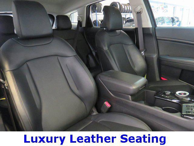 used 2023 Kia Sportage Hybrid car, priced at $28,000