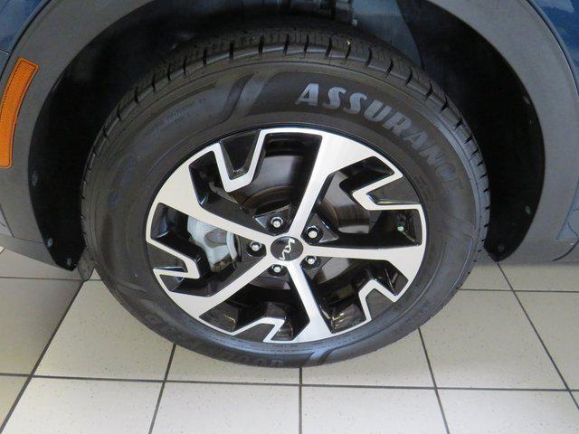 used 2023 Kia Sportage Hybrid car, priced at $28,000