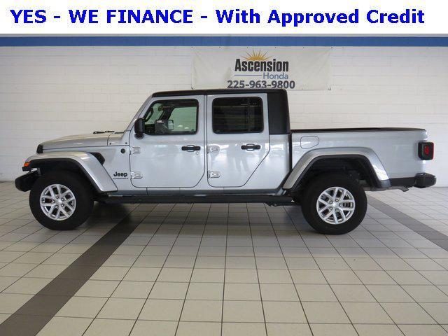 used 2023 Jeep Gladiator car, priced at $29,500
