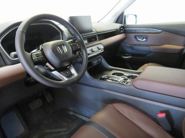 new 2025 Honda Pilot car, priced at $51,742