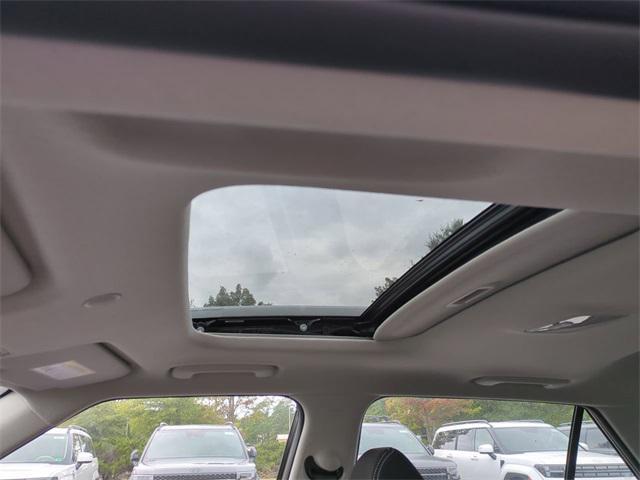 new 2025 Hyundai Venue car, priced at $23,570