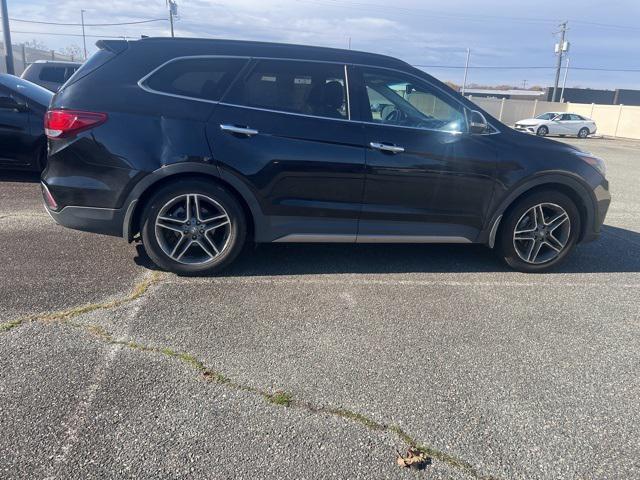 used 2018 Hyundai Santa Fe car, priced at $20,000