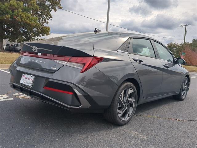 new 2025 Hyundai ELANTRA HEV car, priced at $29,170