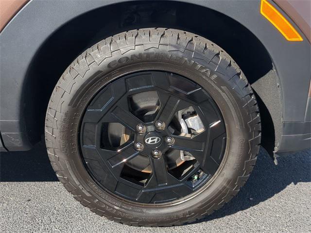 used 2024 Hyundai Santa Fe car, priced at $34,000