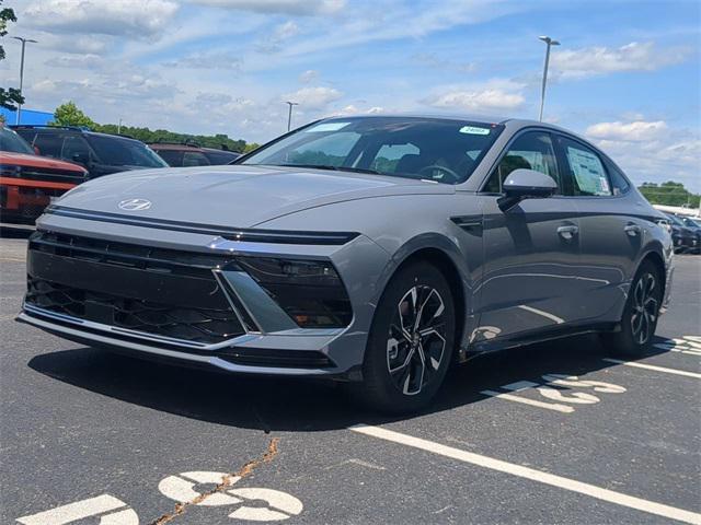 new 2025 Hyundai Sonata car, priced at $28,635