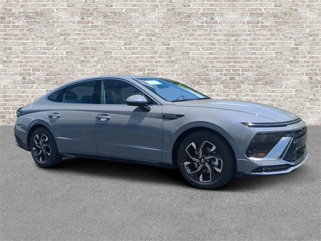 new 2025 Hyundai Sonata car, priced at $28,635