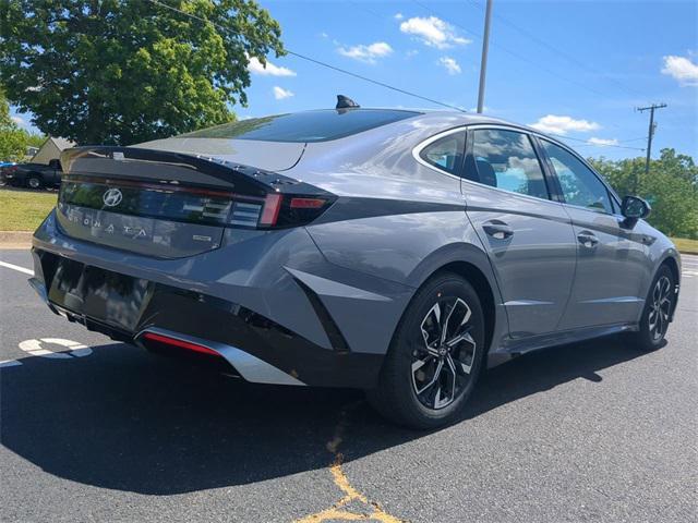 new 2025 Hyundai Sonata car, priced at $28,635