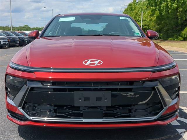 new 2025 Hyundai Sonata Hybrid car, priced at $32,330