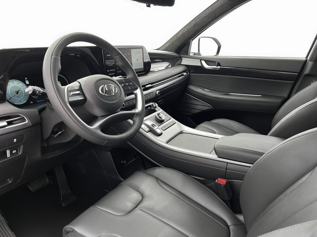 used 2024 Hyundai Palisade car, priced at $39,000