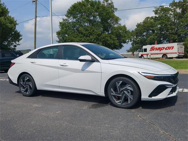 new 2025 Hyundai Elantra car, priced at $29,870