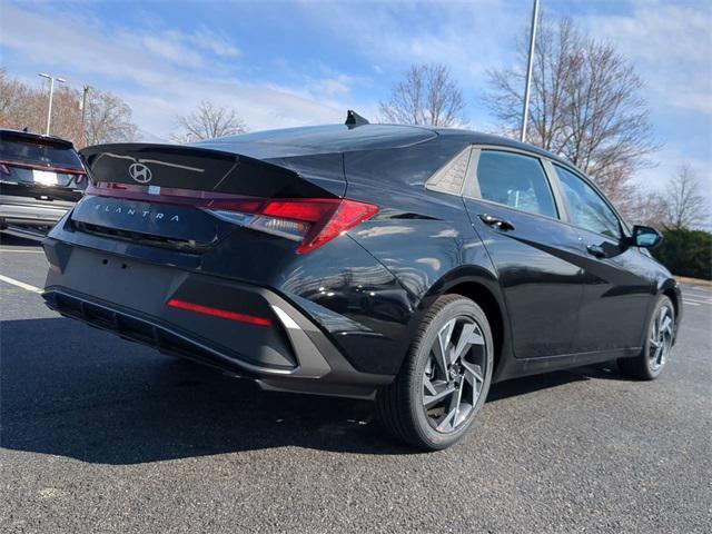 new 2025 Hyundai Elantra car, priced at $23,420