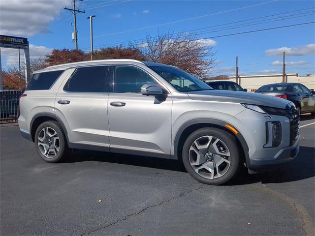 used 2024 Hyundai Palisade car, priced at $33,700