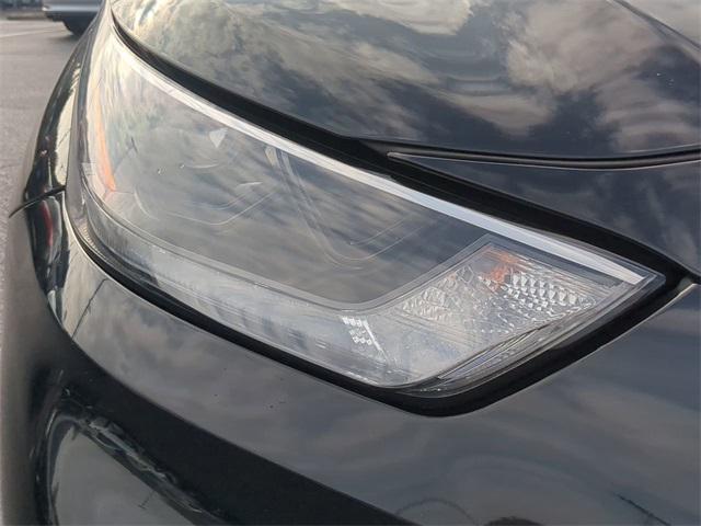 used 2022 Toyota Highlander car, priced at $28,700