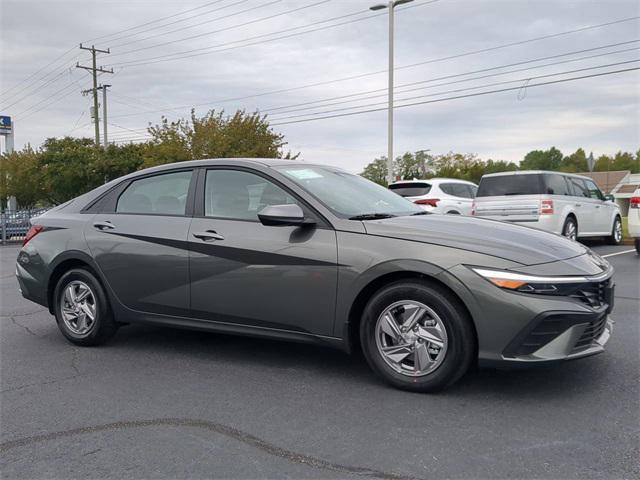 new 2025 Hyundai Elantra car, priced at $22,580