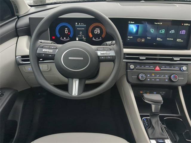 new 2026 Hyundai Tucson car, priced at $29,915