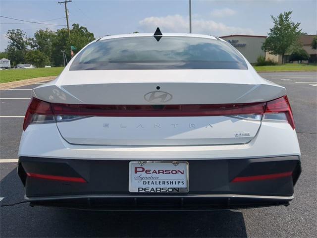 new 2025 Hyundai ELANTRA HEV car, priced at $25,585