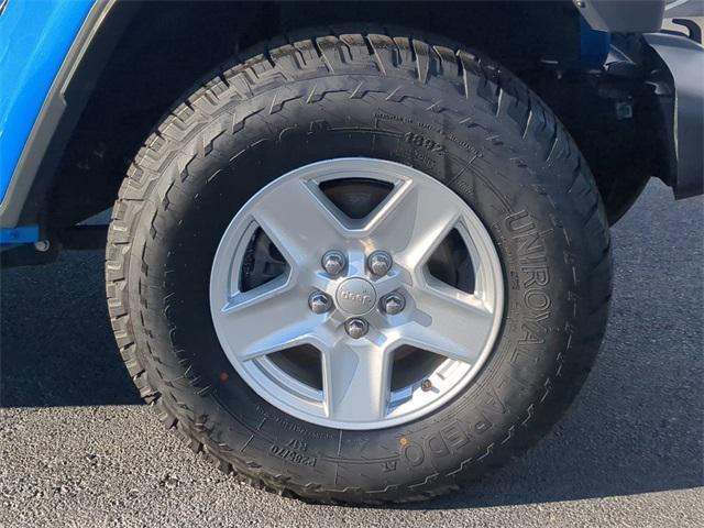 used 2021 Jeep Gladiator car, priced at $22,800