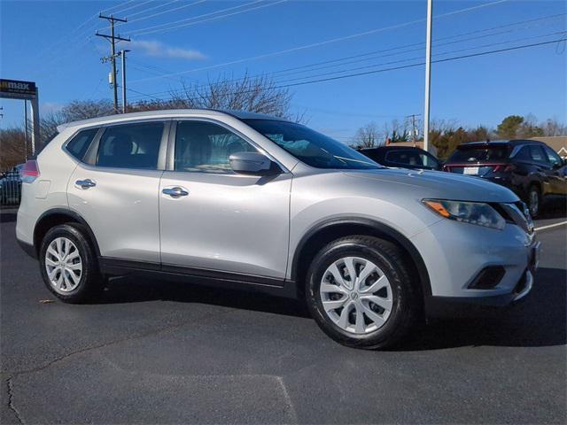 used 2014 Nissan Rogue car, priced at $10,000