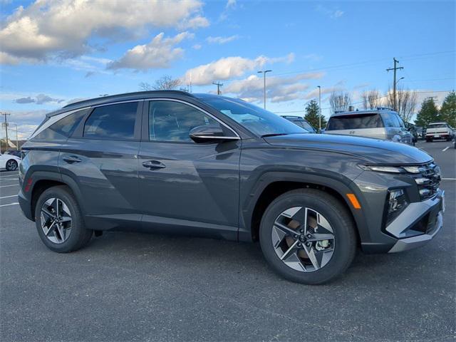 new 2025 Hyundai Tucson car, priced at $35,000