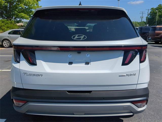 new 2025 Hyundai TUCSON Hybrid car, priced at $42,590