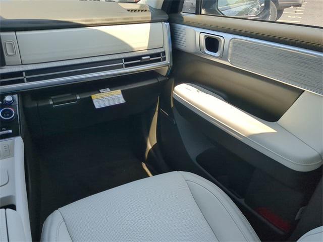 new 2025 Hyundai SANTA FE HEV car, priced at $47,905