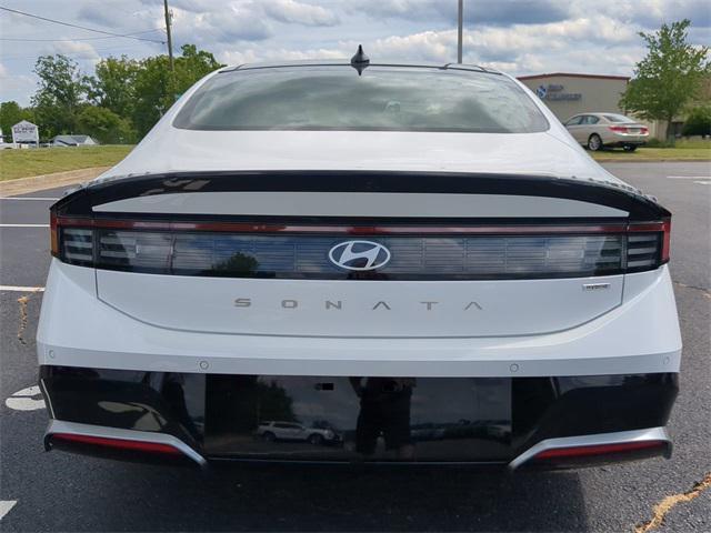 new 2025 Hyundai Sonata Hybrid car, priced at $39,025