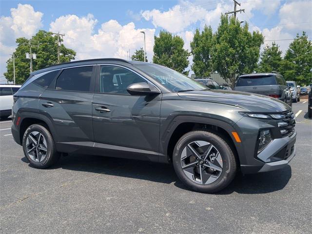 new 2025 Hyundai TUCSON Hybrid car, priced at $30,565