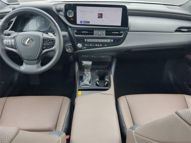 used 2024 Lexus ES 350 car, priced at $40,000