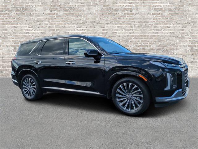 used 2023 Hyundai Palisade car, priced at $38,000