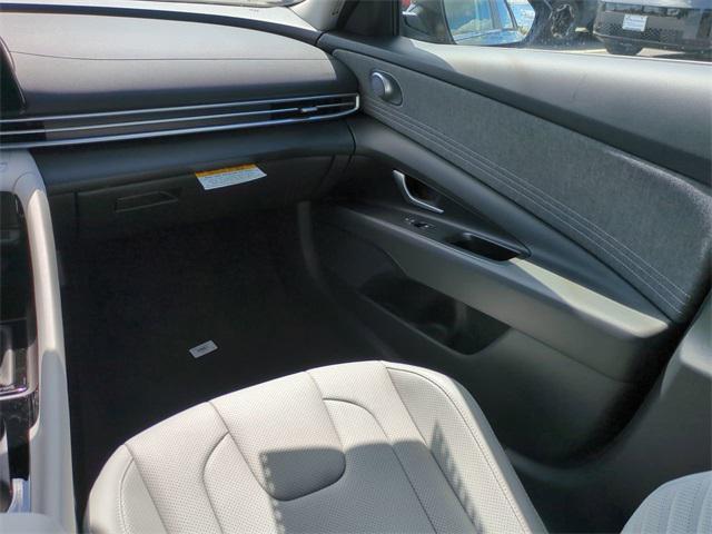 new 2025 Hyundai Elantra car, priced at $27,510