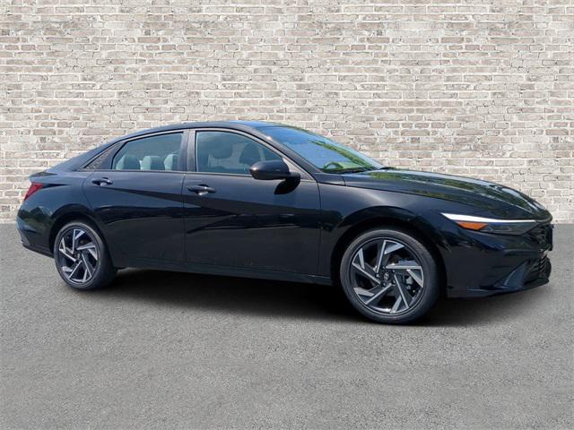 new 2025 Hyundai Elantra car, priced at $27,030