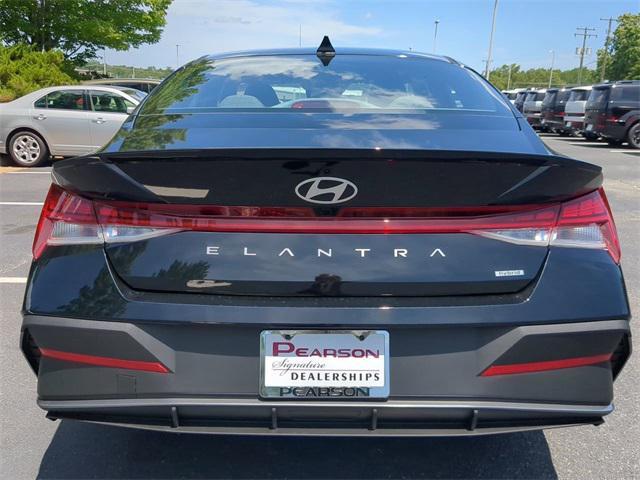 new 2025 Hyundai Elantra car, priced at $27,030