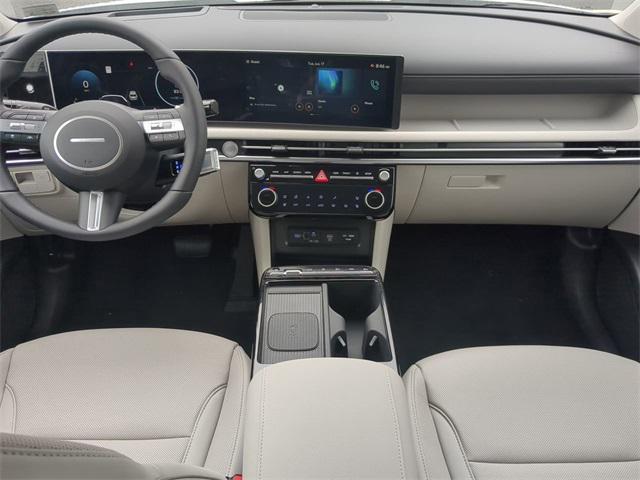 new 2025 Hyundai Tucson car, priced at $40,275