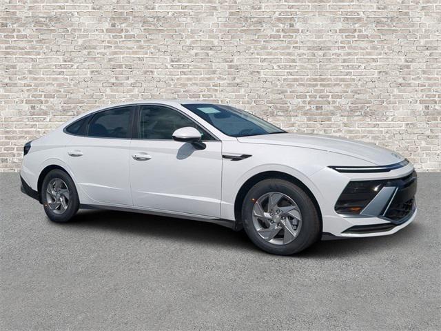 new 2025 Hyundai Sonata car, priced at $27,500