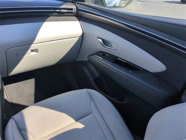 used 2024 Hyundai TUCSON Hybrid car, priced at $28,000