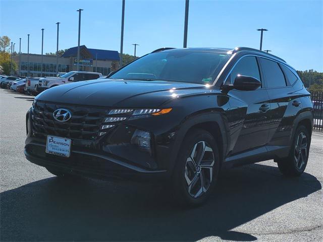 used 2024 Hyundai TUCSON Hybrid car, priced at $28,000
